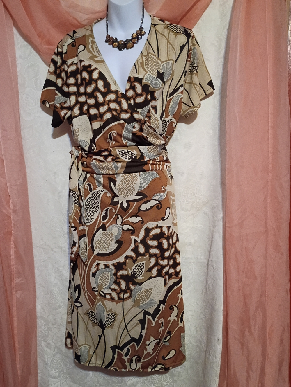 attention Floral Wrap Midi Dress in Brown, Cream and Black Sz XL